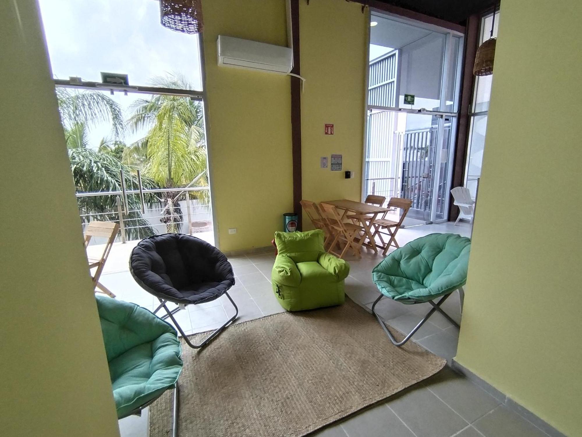 Hostel Tropico 20 Pdc Playa del Carmen Exteriér fotografie